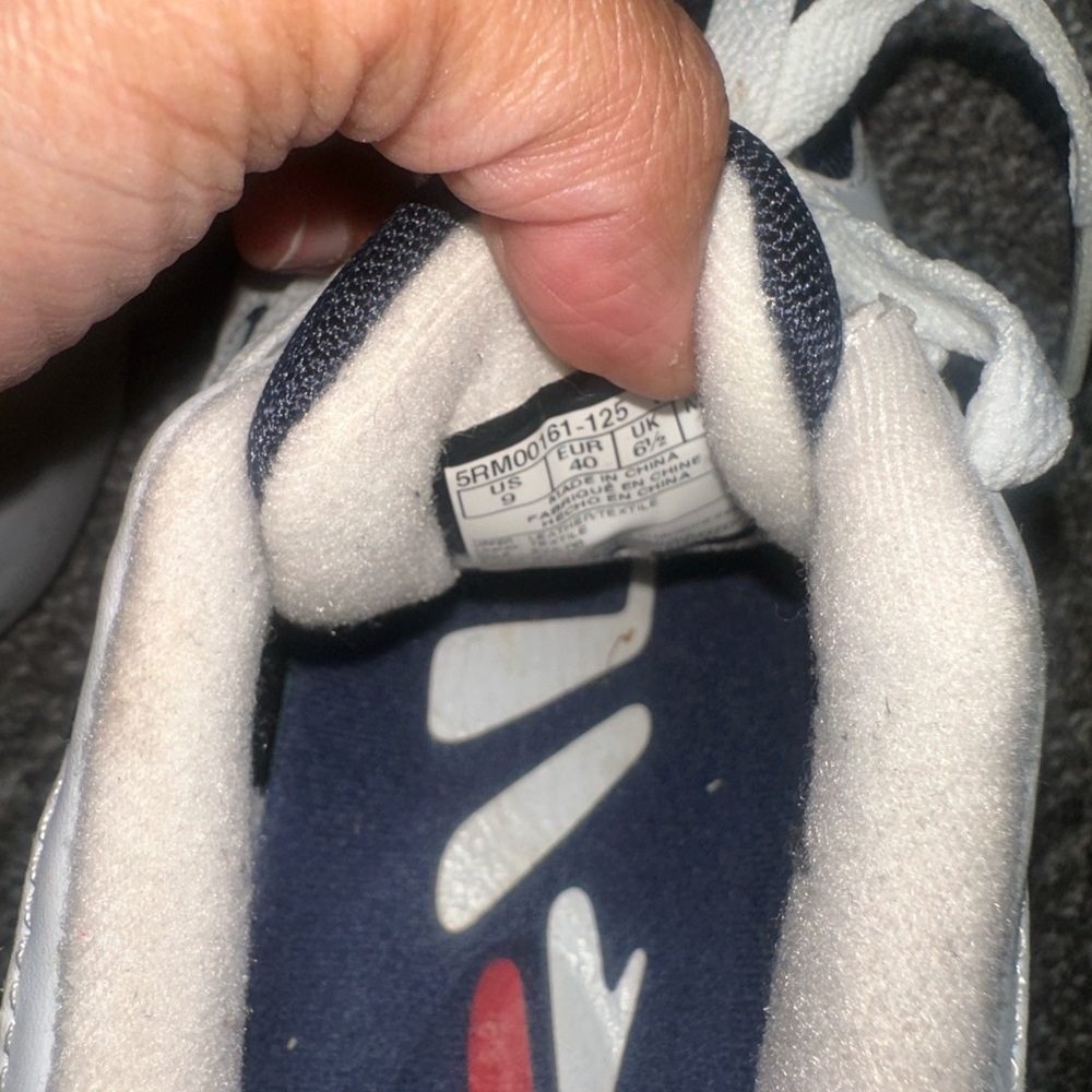 Fila Kids White Sneakers - Picture 4 of 7